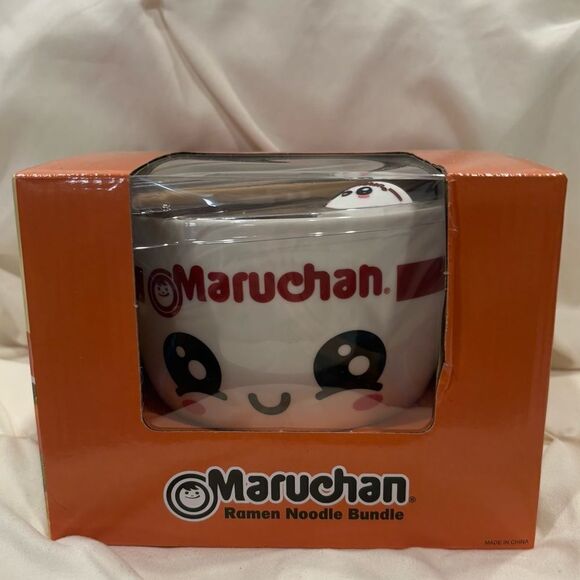 Maruchan Kawaii Face Ramen Lunch 4-Piece Noodle Ramen Bowl Set w/ Chopsticks NWT - Picture 1 of 7